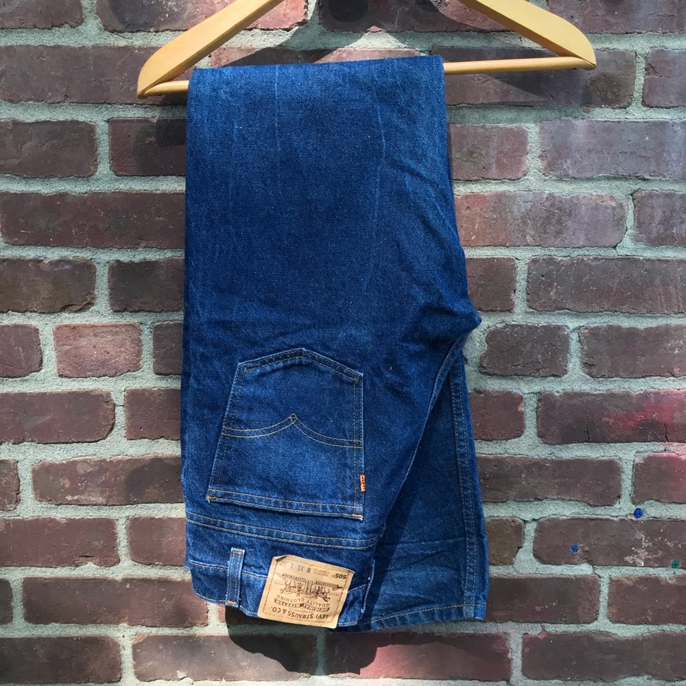 Vintage Levi orange tabs
